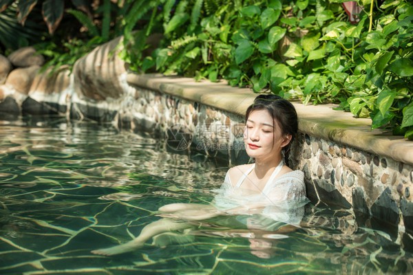 武汉室内桑拿之旅：暖意融融养生休闲攻略